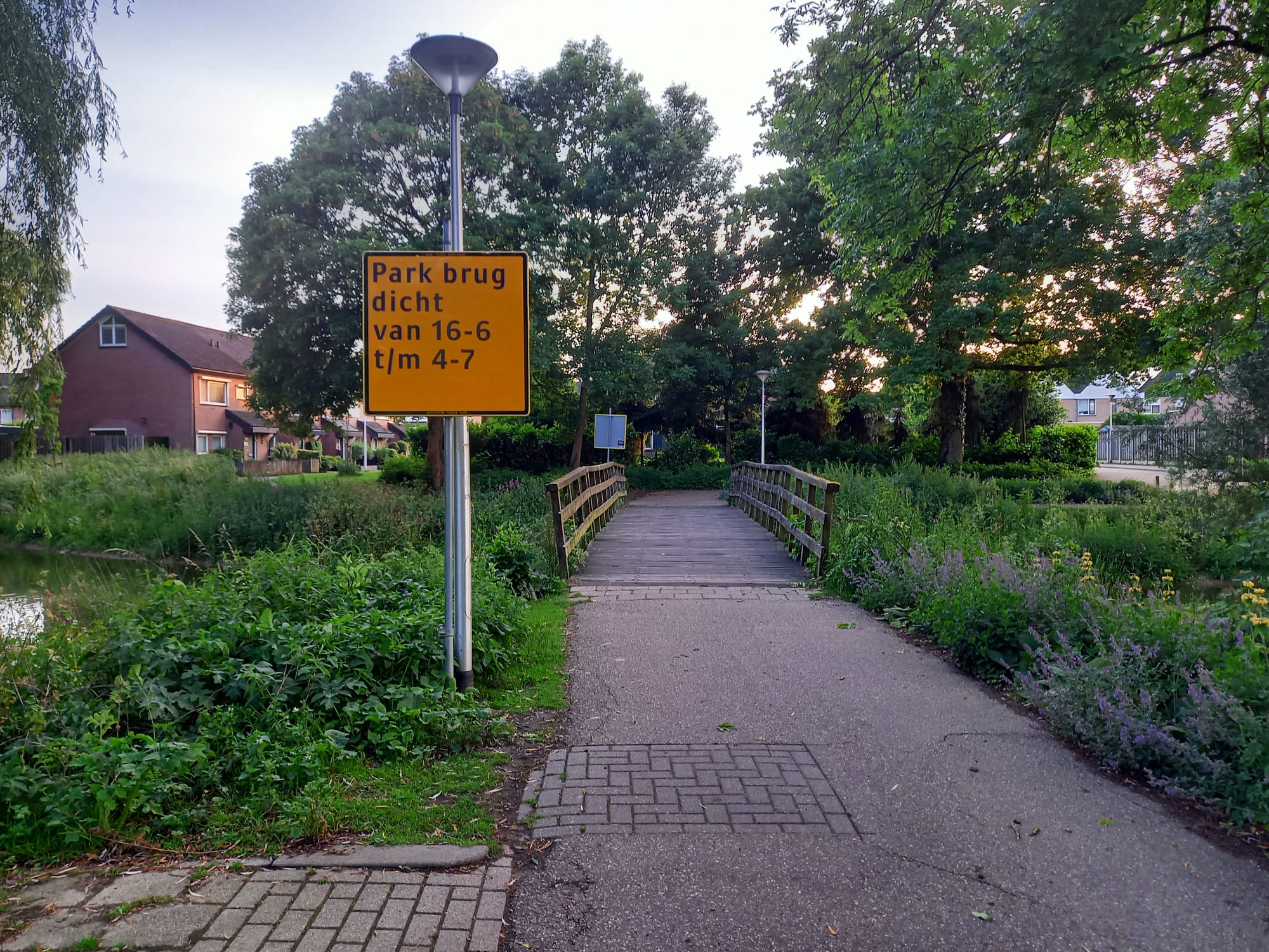 brug stadspark Beinum tijdelijk gesloten