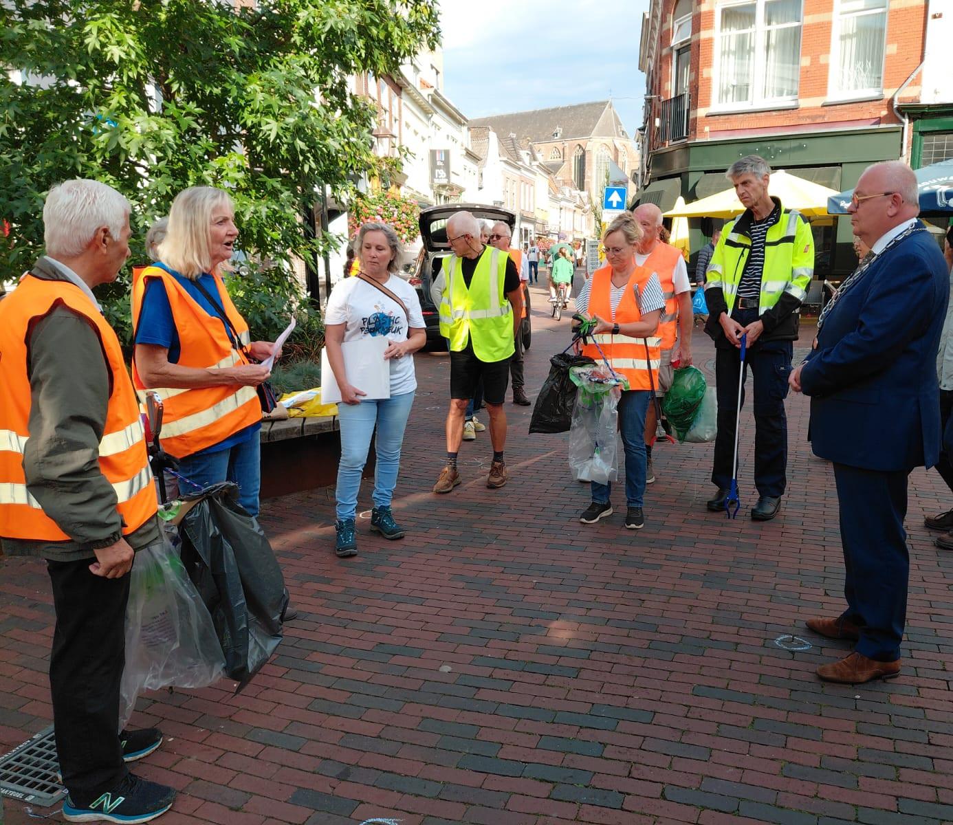 zwerfafvalbrigade Doesburg bestaat 5 jaar