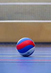 Topvolleyballer geeft clinic aan enthousiaste ACE’19-speelsters